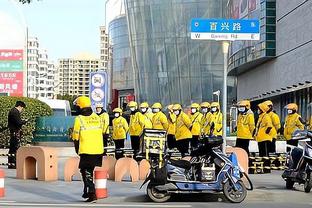 天空体育：纽卡一月有意菲利普斯，更倾向于租借交易